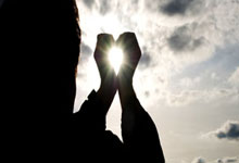 配资网上开户论坛:股票账户怎么开通杠杆-马斯克团队密访中国多家光伏企业？晶科能源：公司有与考察团接触